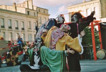 Chinoiseries théâtre de rue Fest'arts 